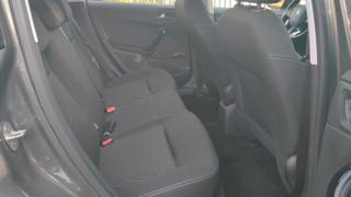 PEUGEOT 208 usata, con Autoradio