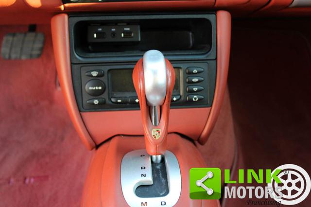 PORSCHE 911 usata, con Autoradio digitale