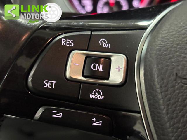 VOLKSWAGEN Golf usata, con Park Distance Control