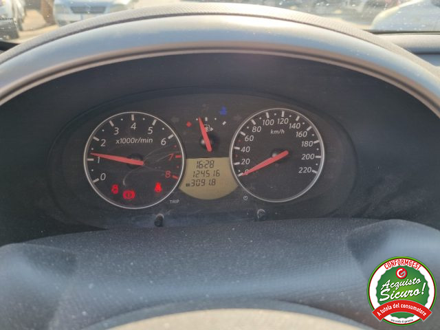 NISSAN Micra usata 9