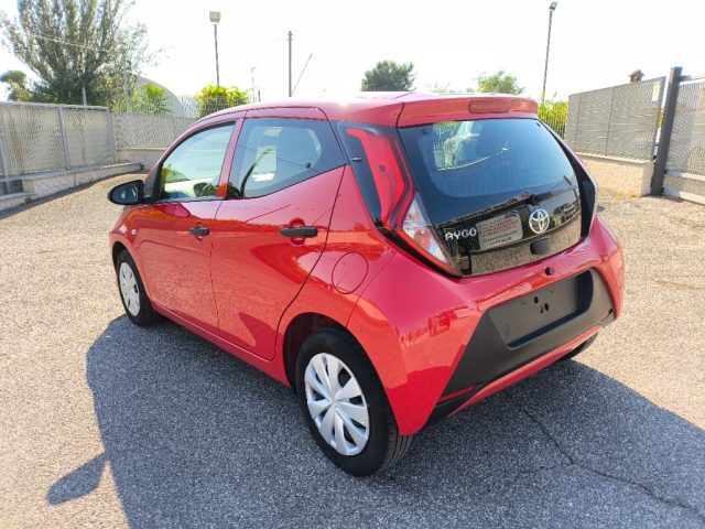 TOYOTA Aygo usata 5