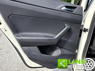 VOLKSWAGEN Taigo usata, con Sensore di luce