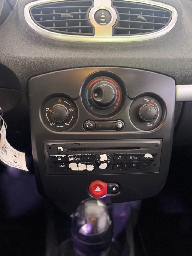 RENAULT Clio usata 14