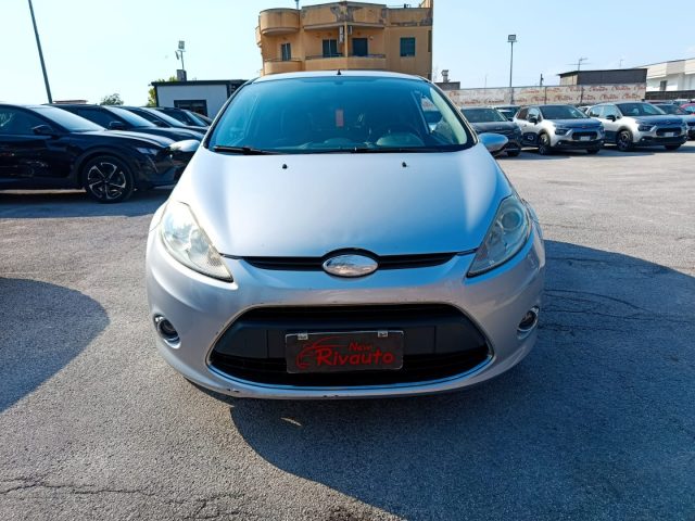 FORD Fiesta usata, con ABS