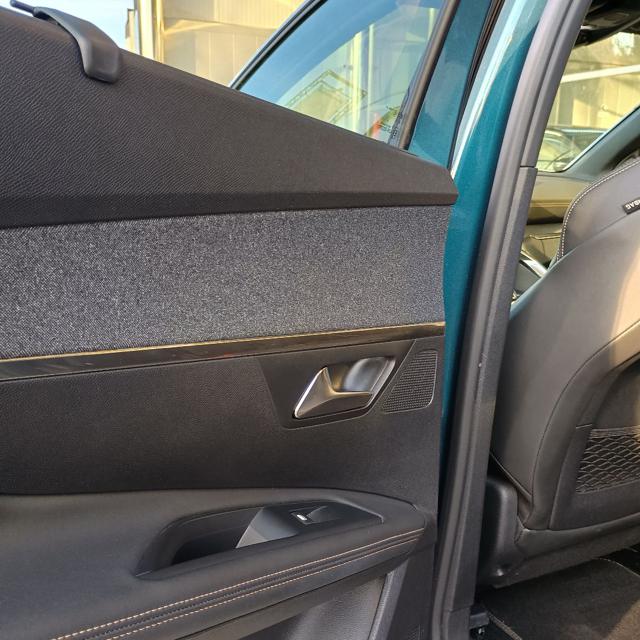 PEUGEOT 5008 usata, con Fendinebbia