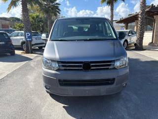 VOLKSWAGEN Caravelle usata, con Airbag