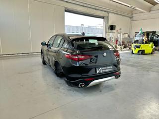 ALFA ROMEO Stelvio usata, con Alzacristalli elettrici