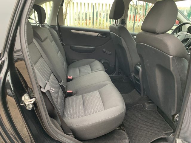 MERCEDES-BENZ B 180 usata, con Controllo trazione