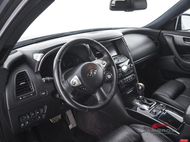 INFINITI QX70 usata 7