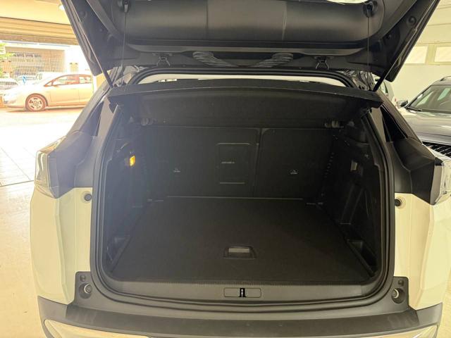 PEUGEOT 3008 usata, con Park Distance Control