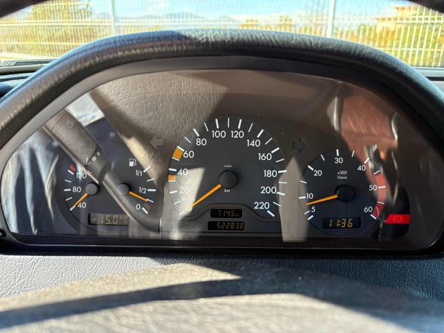 MERCEDES-BENZ C 220 usata, con Controllo trazione