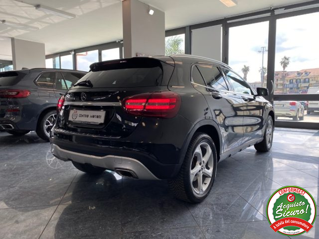 MERCEDES-BENZ GLA 200 usata, con Airbag Passeggero