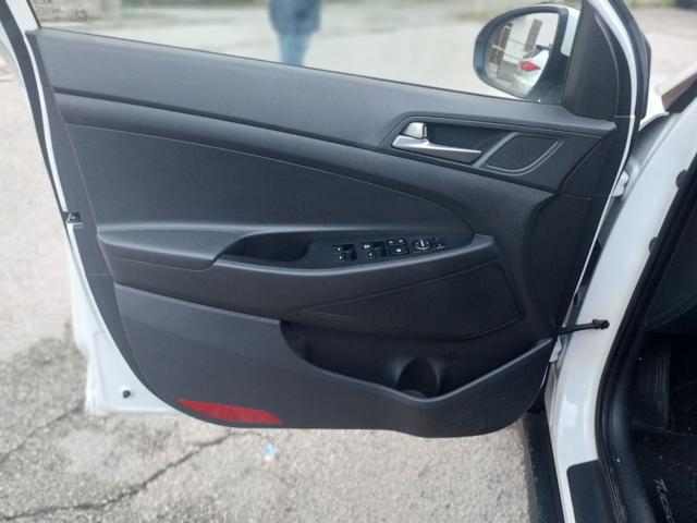 HYUNDAI Tucson usata 23