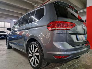 VOLKSWAGEN Touran usata, con Interni in pelle