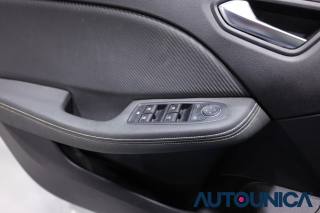 RENAULT Clio usata, con Sensori di parcheggio anteriori