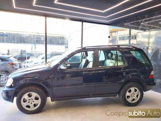 MERCEDES-BENZ ML 270 usata, con Autoradio