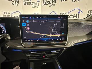 VOLKSWAGEN Passat Variant usata, con Controllo automatico clima