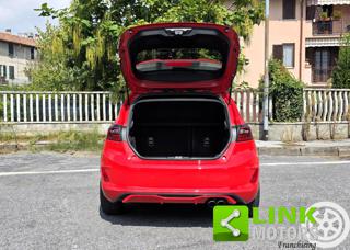 FORD Fiesta usata, con Sensori di parcheggio anteriori