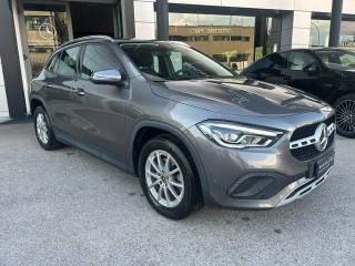 MERCEDES-BENZ GLA 200 d Automatic Business Extra
