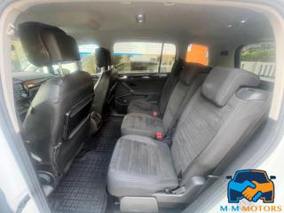 VOLKSWAGEN Touran usata, con Vivavoce