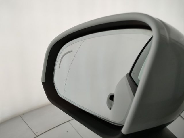 VOLVO XC40 usata, con ESP
