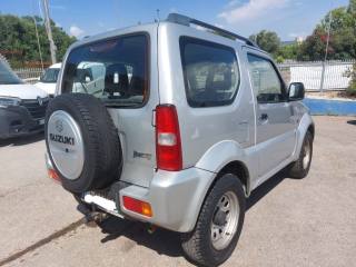 SUZUKI Jimny usata, con Fendinebbia