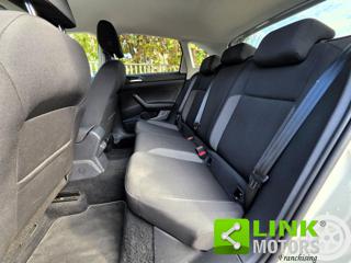 VOLKSWAGEN Taigo usata, con Antifurto
