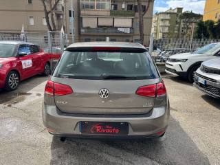 VOLKSWAGEN Golf usata, con Autoradio