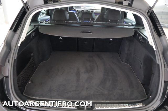 MERCEDES-BENZ C 200 usata, con Isofix