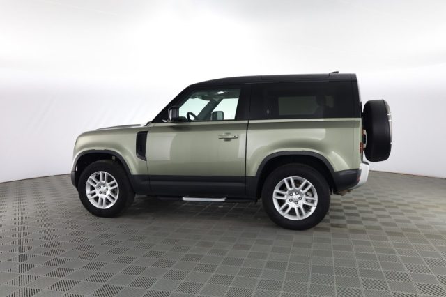 LAND ROVER Defender usata 5
