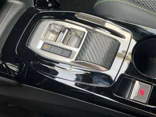 PEUGEOT 2008 usata, con Autoradio digitale