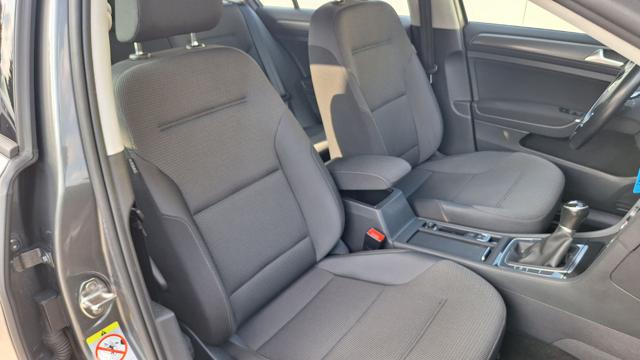 VOLKSWAGEN Golf usata, con Park Distance Control