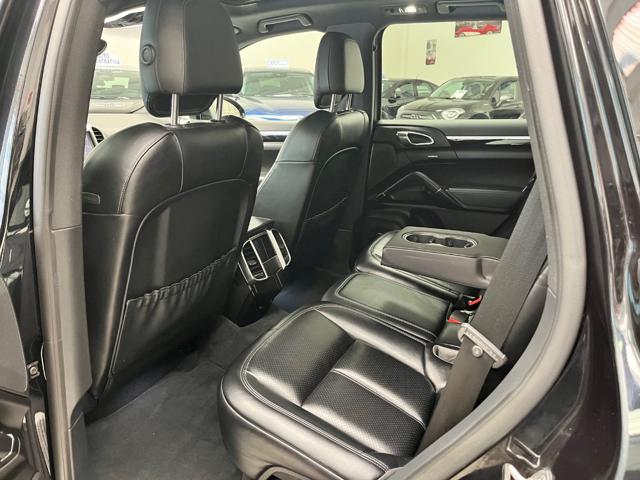 PORSCHE Cayenne usata, con Fendinebbia