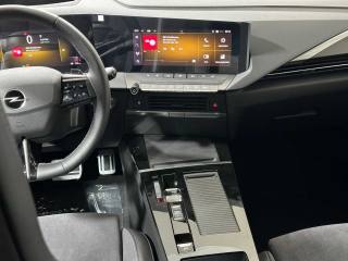 OPEL Astra usata, con Servosterzo