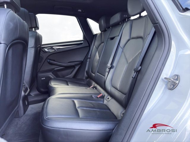 PORSCHE Macan usata 9