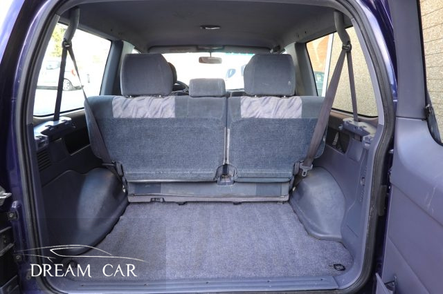 TOYOTA Land Cruiser usata, con USB