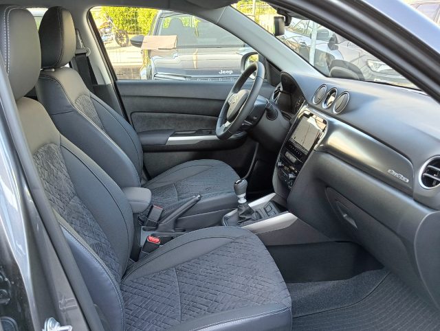 SUZUKI Vitara usata, con USB