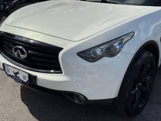 INFINITI QX70 usata, con Autoradio