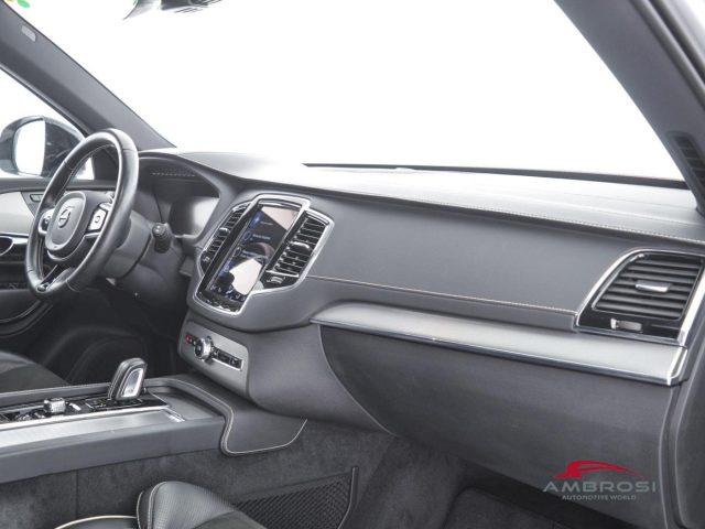 VOLVO XC90 usata 11