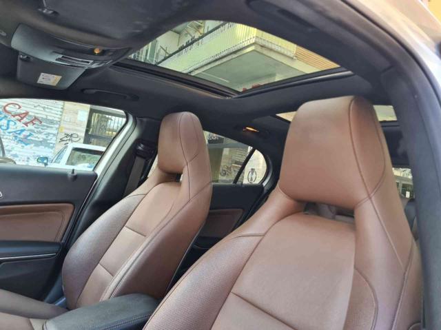 MERCEDES-BENZ GLA 200 usata, con Chiusura centralizzata