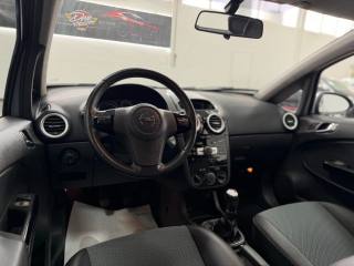 OPEL Corsa usata, con Specchietti laterali elettrici