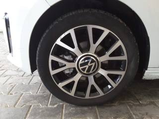 VOLKSWAGEN e-up! usata, con Airbag Passeggero