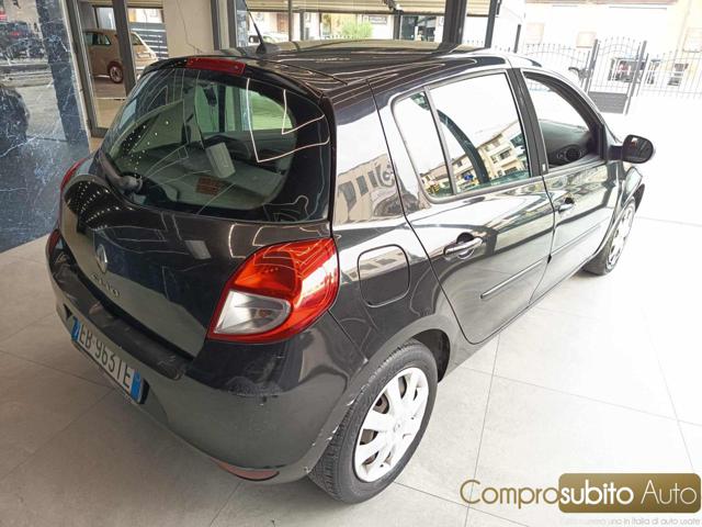 RENAULT Clio usata, con Alzacristalli elettrici