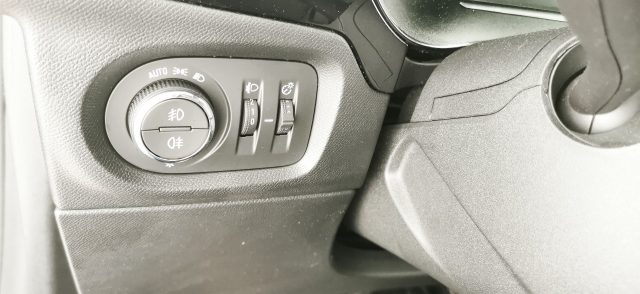 OPEL Corsa-e usata 53