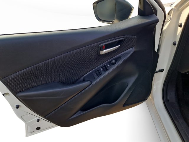 MAZDA 2 usata, con Bluetooth