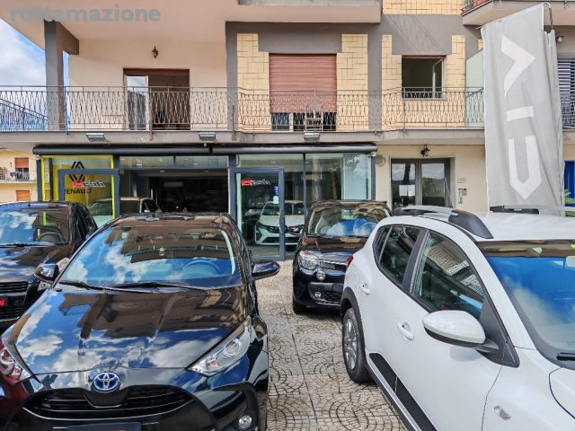 TOYOTA Yaris usata, con Cruise Control