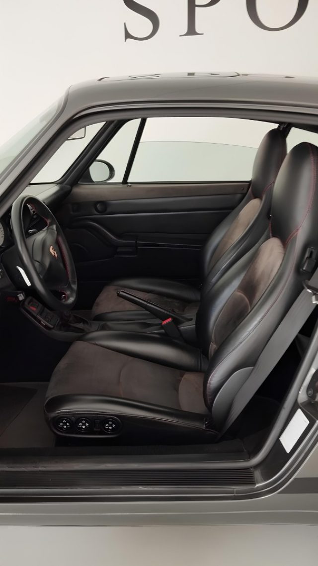 PORSCHE 993 usata, con Fendinebbia