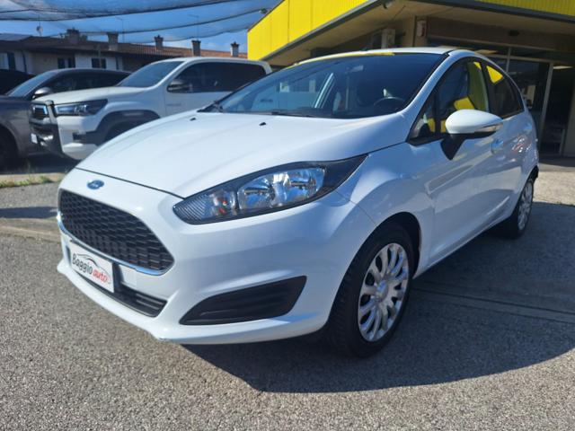 FORD Fiesta usata, con ABS