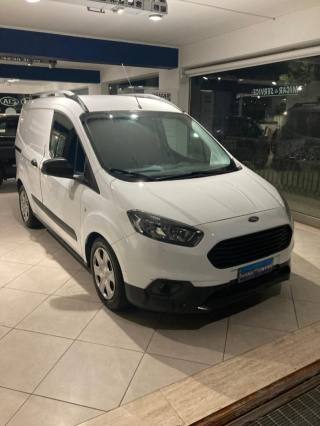 FORD Transit Courier usata, con Autoradio