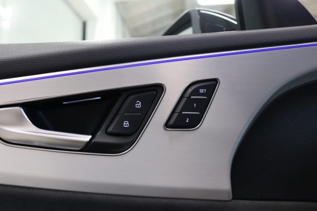 AUDI Q8 usata, con Specchietti laterali elettrici